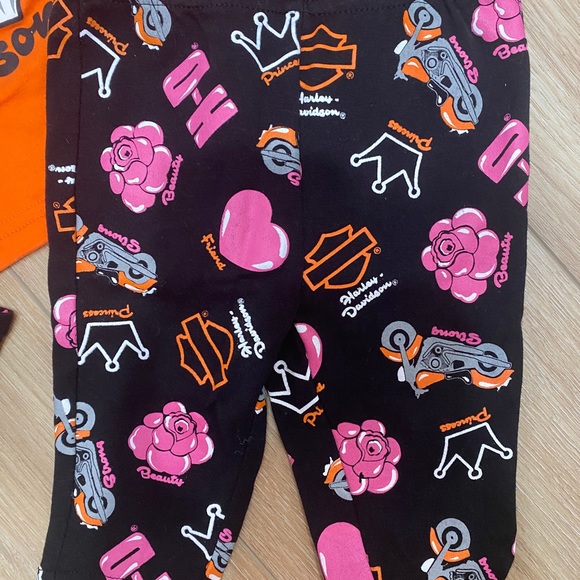 *****SOLD***** Harley Davidson Baby Girl Outfit - Picture 2 of 4